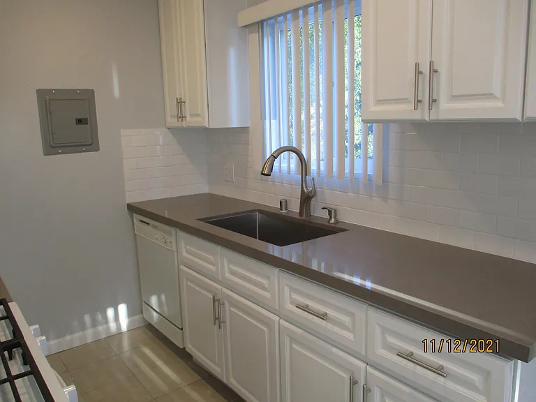 1417 5th St #14 — Photo 2