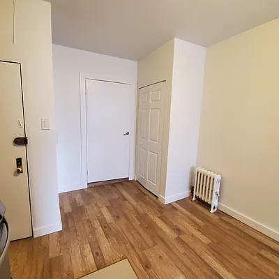 Rented by Douglas Elliman | media 11