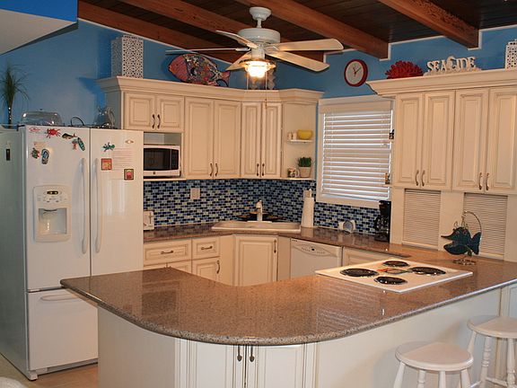 3rd image of 1243 Ocean Dr