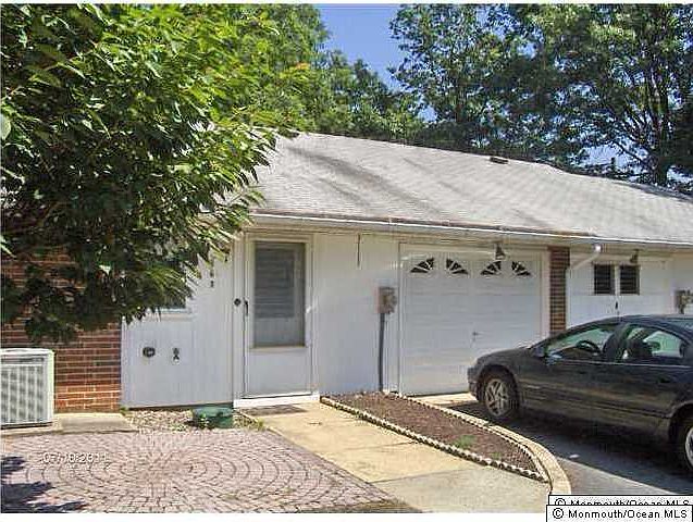 1st image of 276 Kingston Court #B