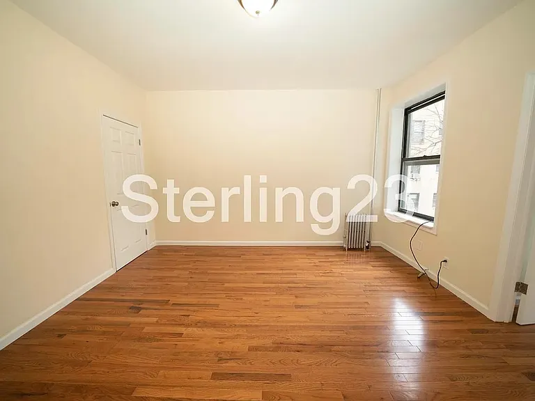 23-53 28th St #1C — Photo 2
