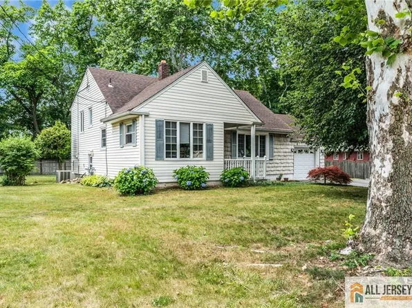 499 Old Stage Rd, Spotswood, NJ 08884