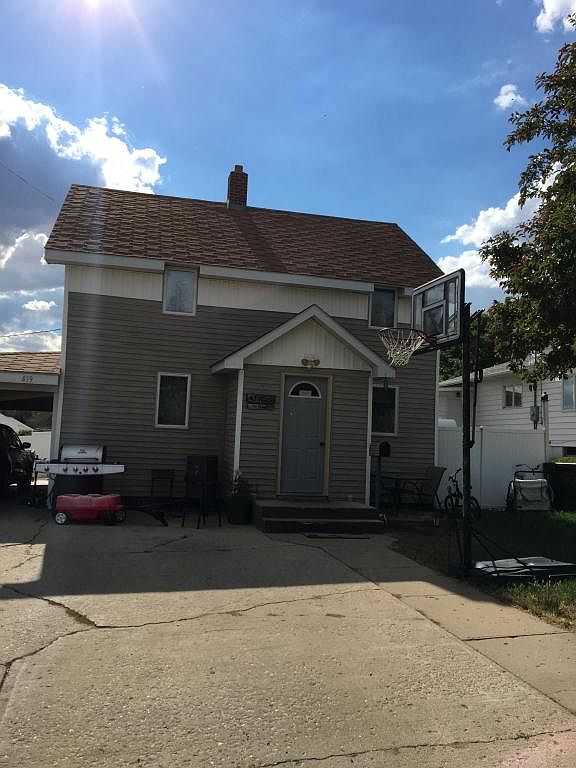 419 Sheridan St, Plentywood, MT 59254 Zillow