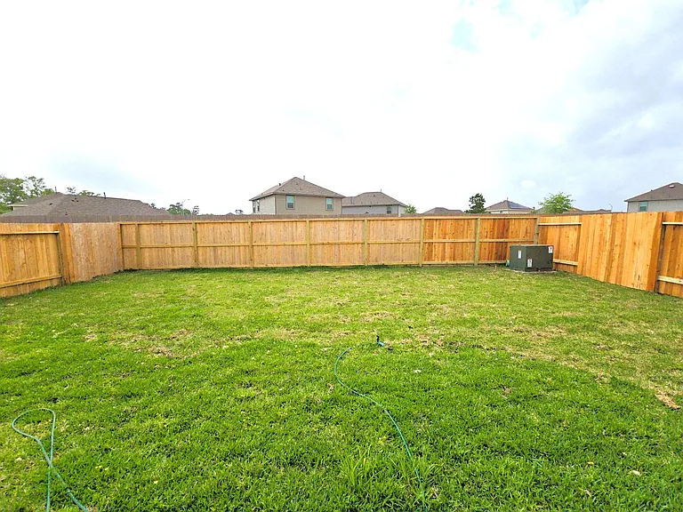 3888 Sunbird Creek Trl — Photo 27