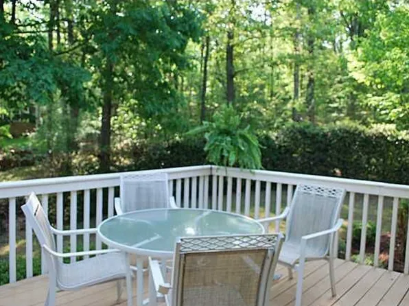 339 Mount Vernon Dr, Calhoun, GA 30701