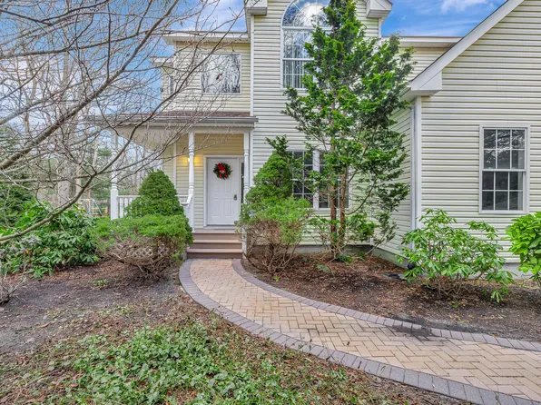91 A Bernstein Boulevard, Center Moriches, NY 11934