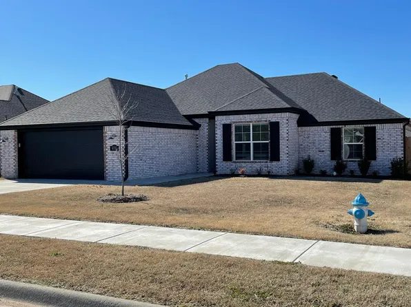 475 N Yona Ln, Farmington, AR 72730