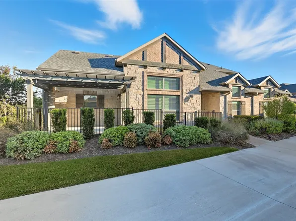 4301 Rose Garrison Ln, Arlington, TX 76005