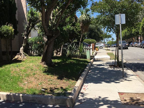 3rd image of 719 N Eucalyptus Ave #3
