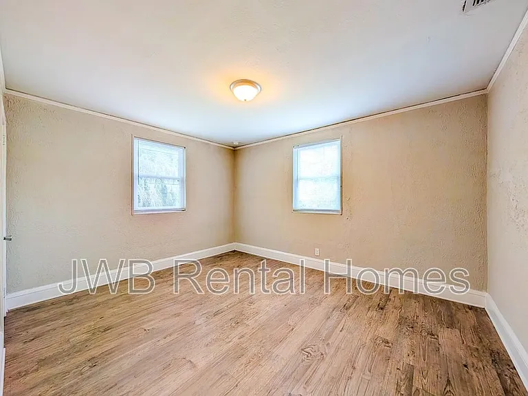 3534 Fern St — Photo 6