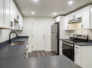 188 Madison St #14, Portsmouth, NH 03801