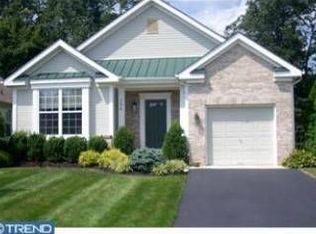154 Glengarry Ln, Hainesport, NJ 08036