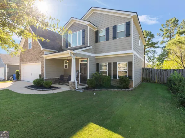 8082 Garrett Pines Dr, Midland, GA 31820