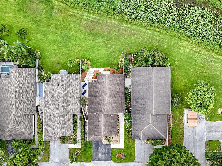 2514 Bedford Mews Dr — Photo 28