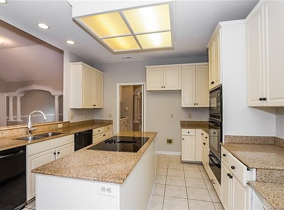 2nd image of 16404 Plantation Woods Dr