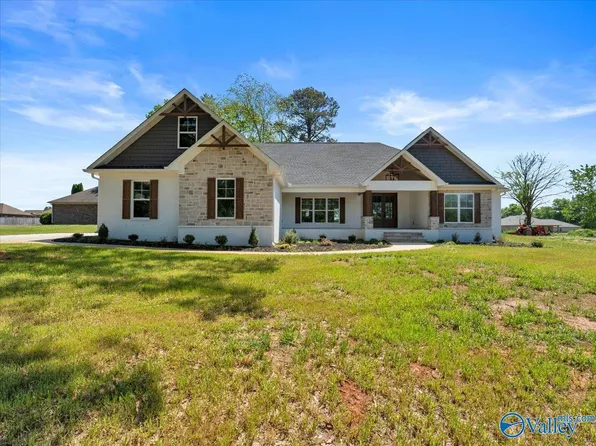 253 Bobo Rd, Hazel Green, AL 35750