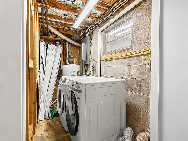 1214 Smith St #C — Photo 9