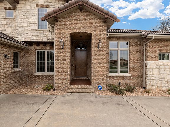 2nd image of 3764 E Knollwood Drive