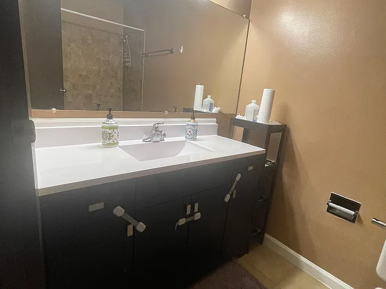 6135 Knoll Wood Rd — Photo 17