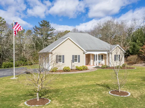 12 Penelope Road, Bourne, MA 02532