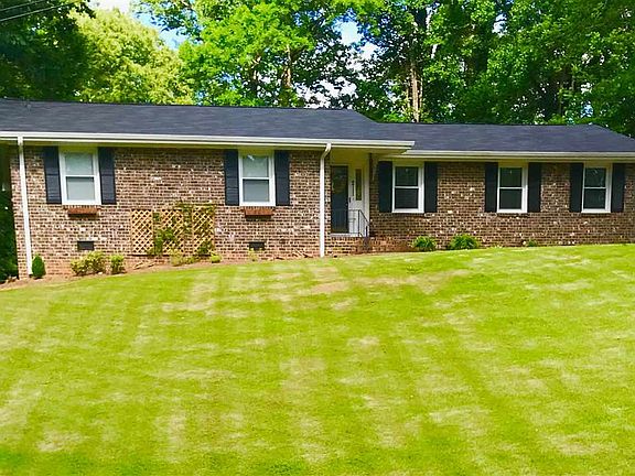 5th image of 211 Anita Dr