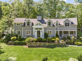 17 Hawthorne Ln, Weston, MA 02493