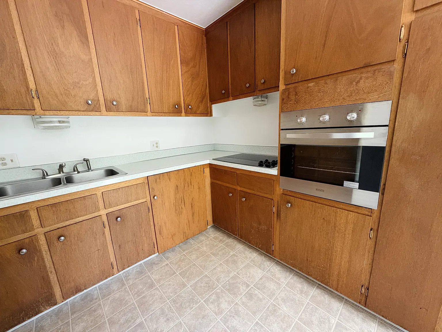 oDunn - 1118 Gard - 2 — Photo 1