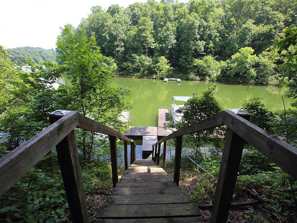 1st image of 314 Lakeshore Dr