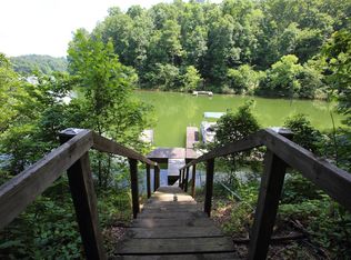 314 Lakeshore Dr, Mammoth Cave, KY 42259