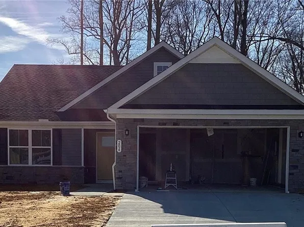 206 Armistead Burwell Crse, Williamsburg, VA 23185
