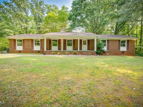 4638 Harbor Dr, Kingsport, TN 37664