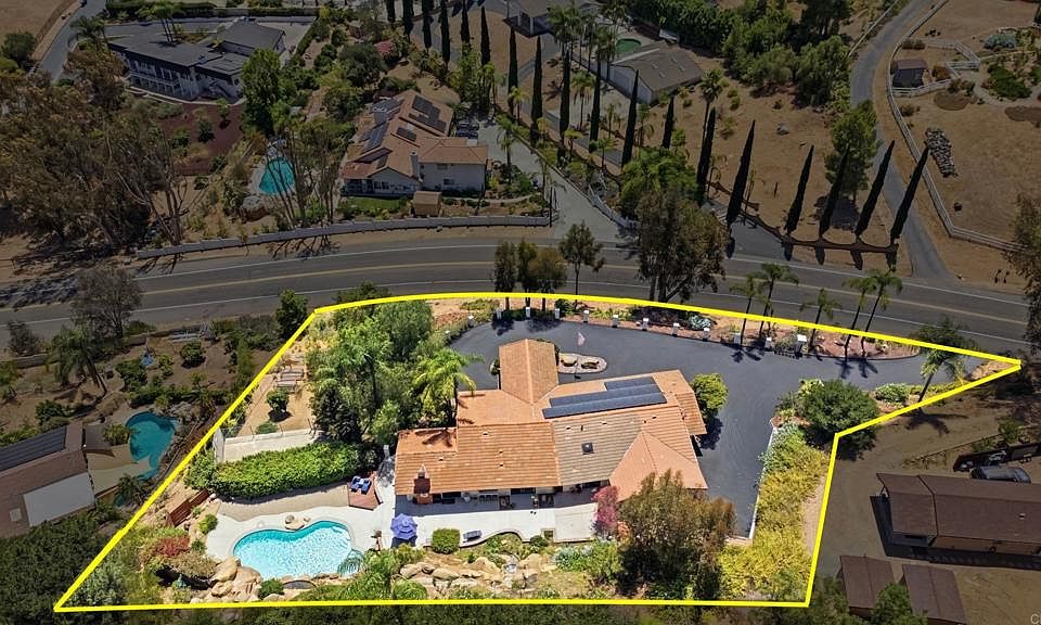 1st image of 2538 Dehesa Rd