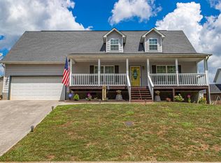 1284 Lori Ellen Ct, Sevierville, TN 37876