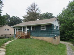 180 Maple Dr, Beaver, PA 15009