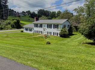 100 Gentry St, Galax, VA 24333