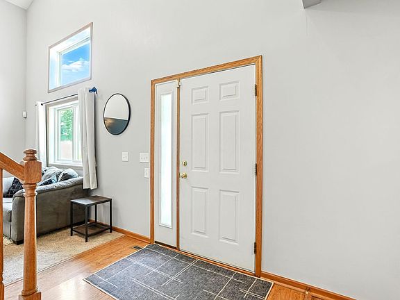5th image of 3768 Abercrombie Ln