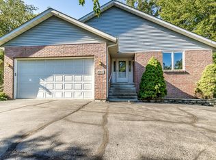 2085 Lake Summerset Rd, Davis, IL 61019