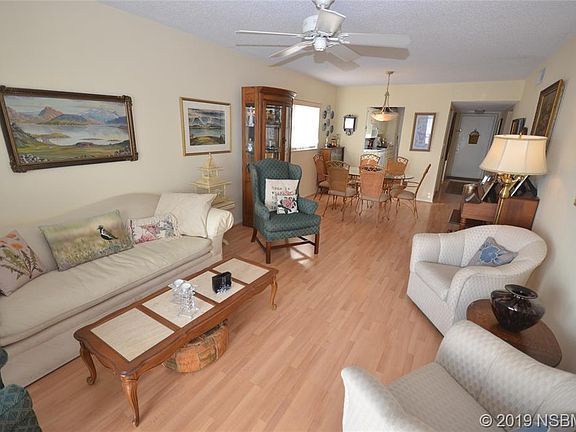 3rd image of 101 N Riverside Dr APT 205
