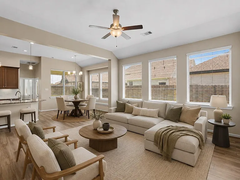 8422 Bay Orchard Dr — Photo 4