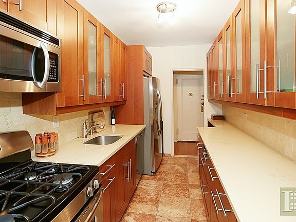 3rd image of 3616 Henry Hudson Pkwy APT 3DS