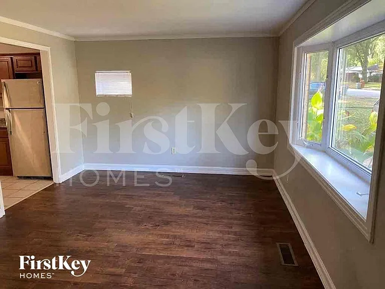 410 Mineral Rd — Photo 3