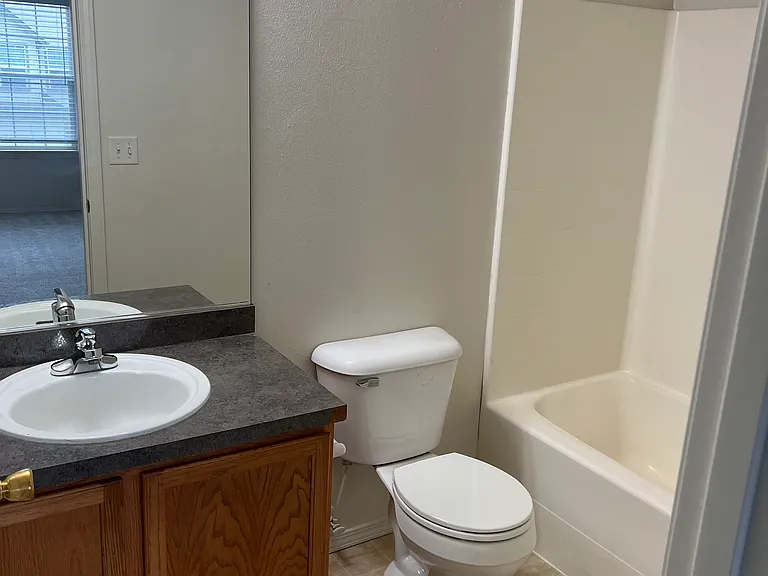 18592 SW Takena Ct — Photo 9