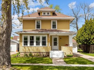 1028 W Summer St, Appleton, WI 54914
