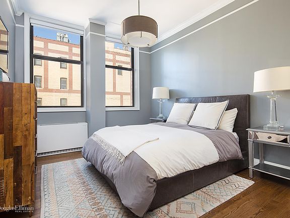 4th image of 61 Irving Pl APT 8B
