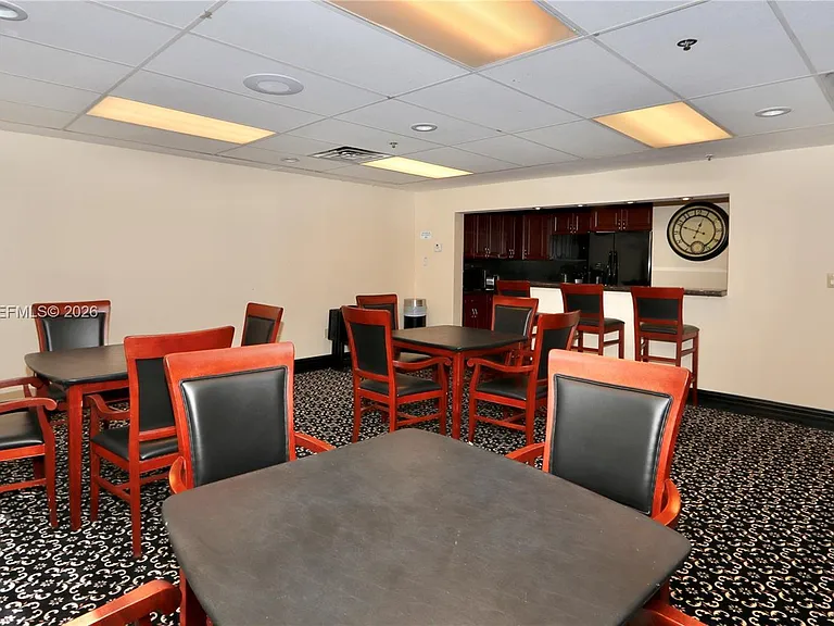3600 Mystic Pointe Dr #1115 — Photo 41