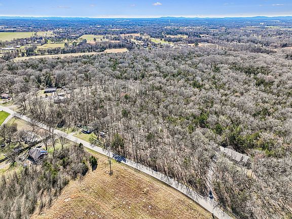 4th image of 4025 Leanna Rd