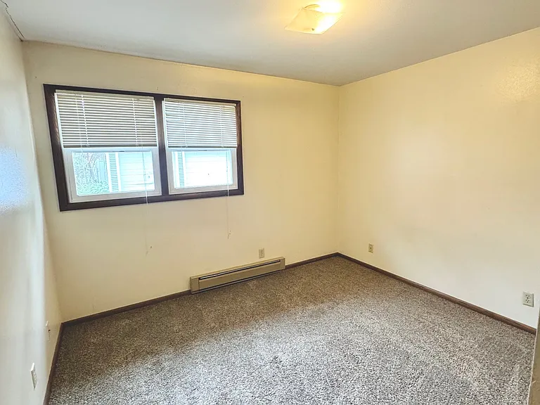 831 Barland St #F2 — Photo 7