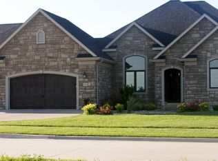 309 Ridgewood Dr, Huxley, IA 50124