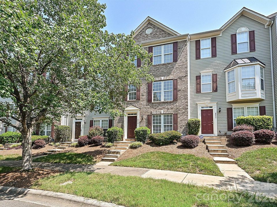 1st image of 9538 Blossom Hill Dr