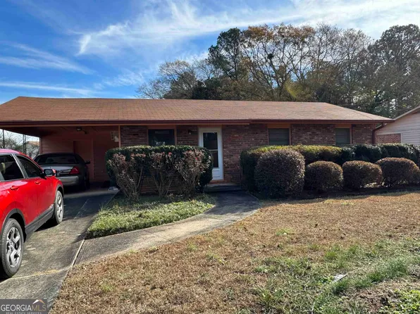 6250 Castlewood Dr, Morrow, GA 30260